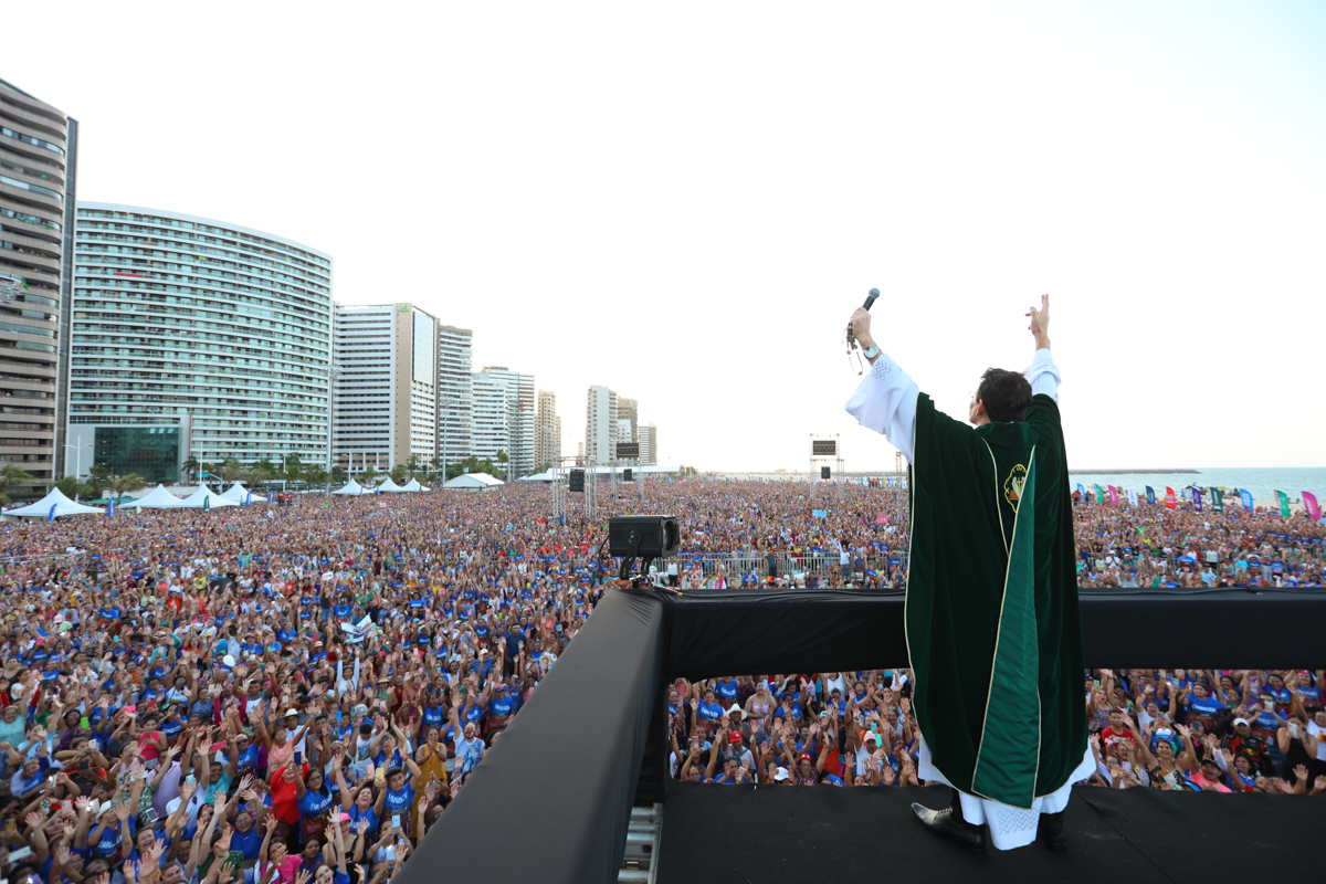 IDe XVI Evangelizar Fortaleza promete reunir milhares de fiéis na