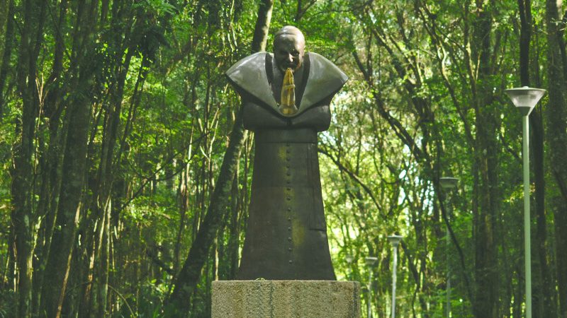 A emocionante visita de São João Paulo II a Curitiba
