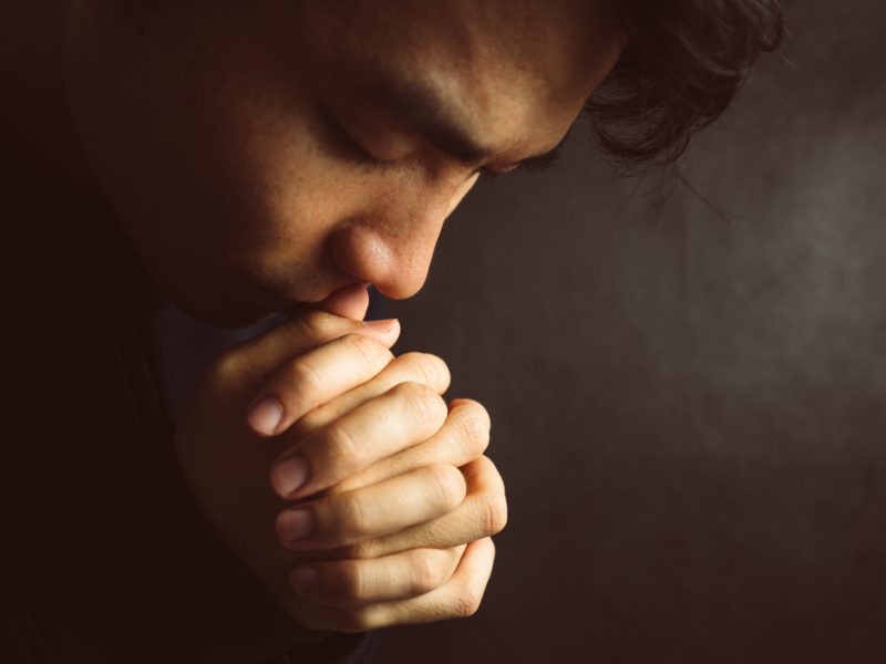 Como se concentrar melhor para rezar