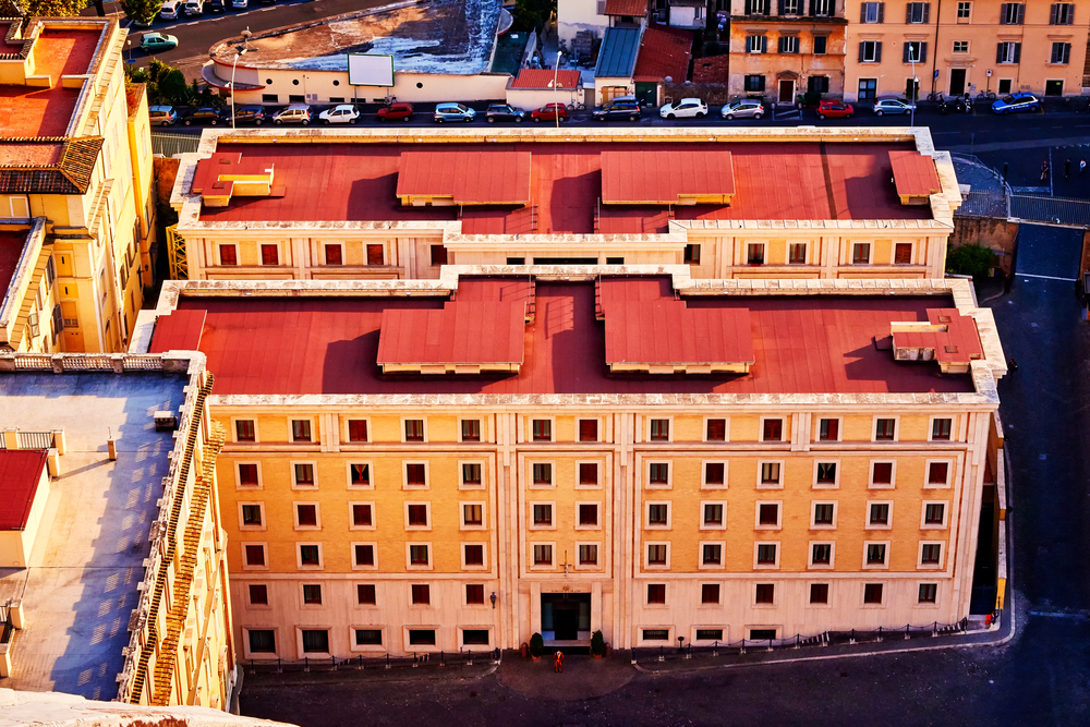 IDe+ - Longe do luxo do Palácio Apostólico: saiba onde mora o Papa ...