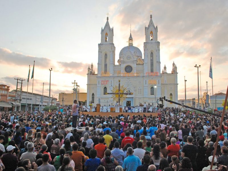 Romeiros celebram a Festa de São Francisco das Chagas em Canindé