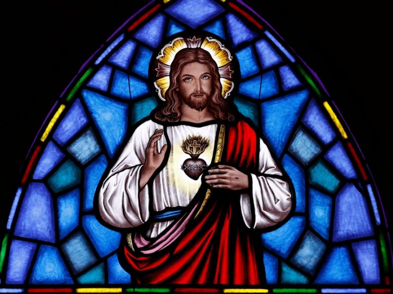 Ladainha ao Sagrado Coração de Jesus: conheça o significado e reze