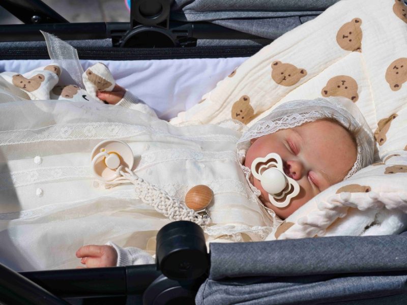 Bebês reborn e a Igreja: o que padres dizem sobre esse comportamento que tem gerado polêmica