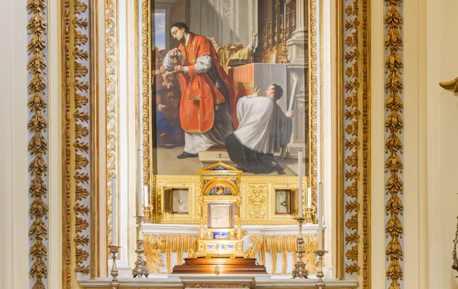 Você sabia que o pano manchado de sangue do Milagre de Bolsena ainda existe?