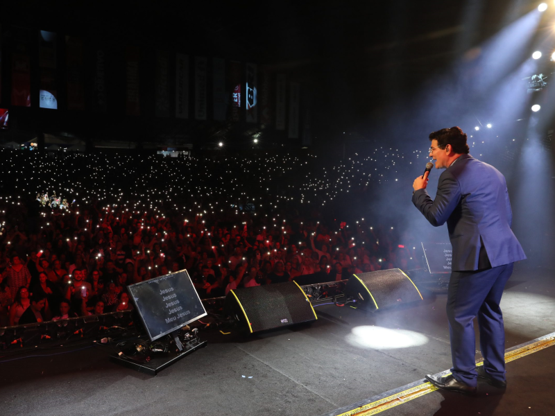 Top 10 músicas católicas que se destacaram em 2025 (até agora!)