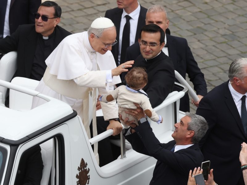 O que Papa Leão XIV diz sobre a caridade?