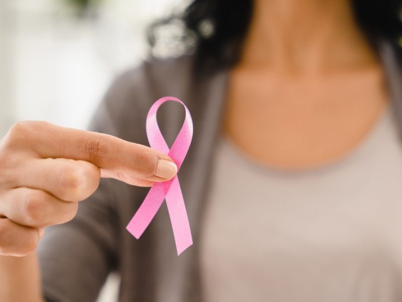 O que é a carteira de identificação para pessoas com câncer e como pode ajudar?