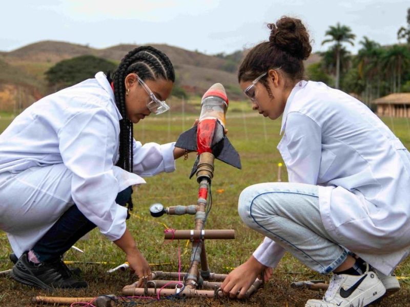 Jornada de Foguetes envolve mais de 5 mil alunos em 2025