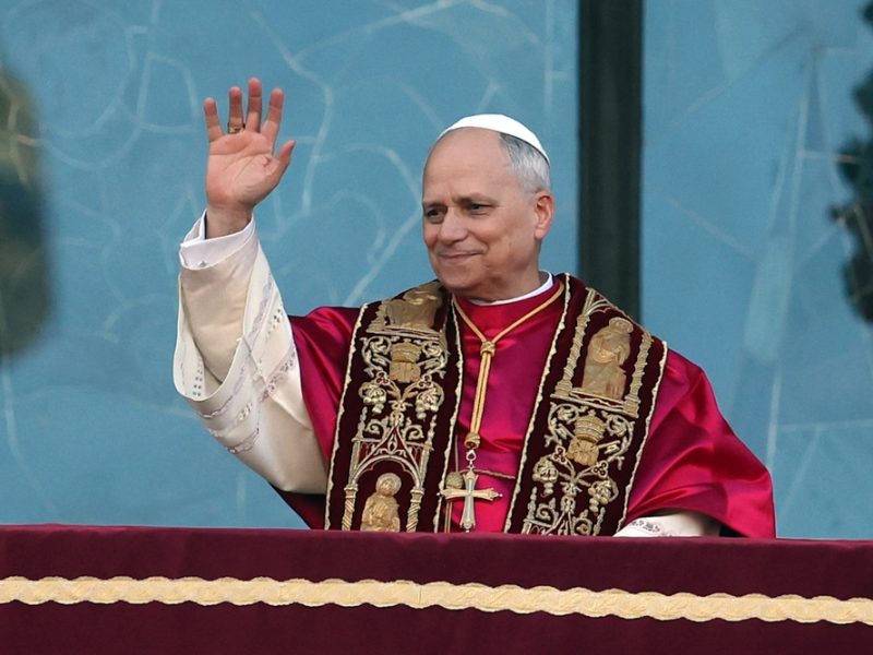 Quais joias o Papa usa e o que significam?