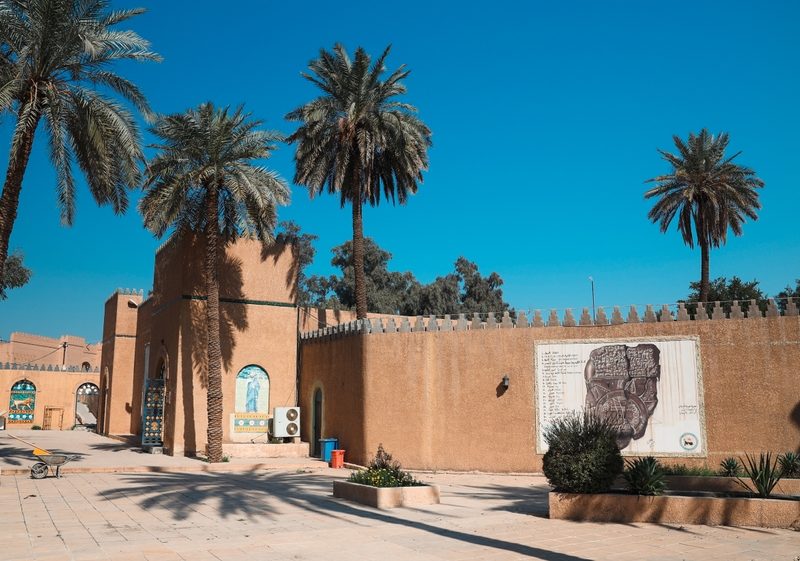 Significado da Babilônia: luxo, império histórico e símbolo bíblico de uma humanidade que esquece Deus