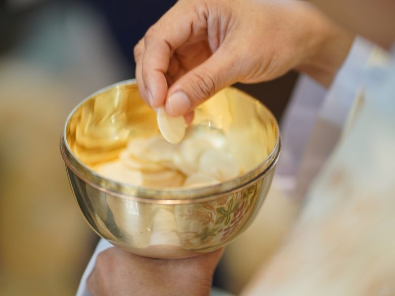 Santo Viático: o que é o “alimento para a viagem”