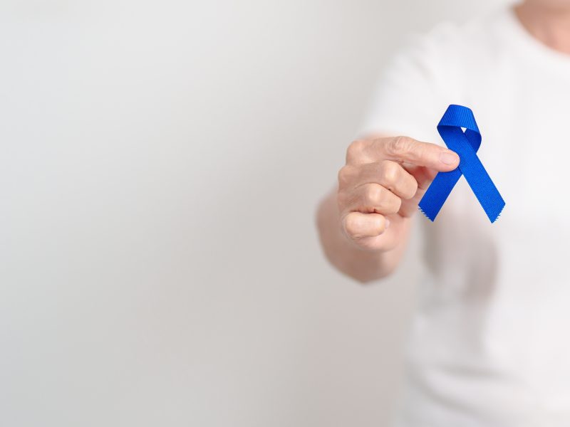 Março Azul-Marinho: campanha de conscientização sobre o segundo câncer mais comum no Brasil