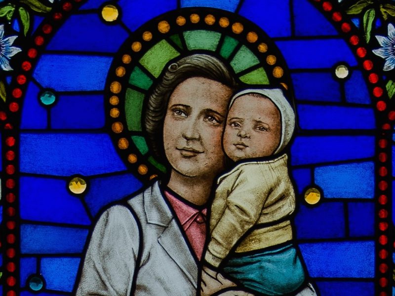 “A santidade é o cotidiano da vida vivida à luz de Deus”