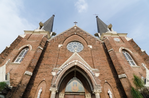 Por que as igrejas têm arquiteturas tão diferentes?