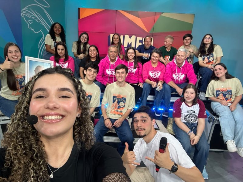 Como evangelizar jovens atualmente? O que diz uma pesquisa inédita e os passos de Jessica Reis, do Lúmen