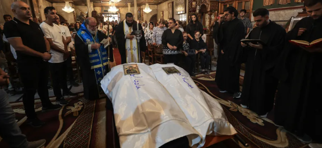Em oração pelas almas de mãe e filha cristãs mortas em ataque em Gaza durante cessar-fogo